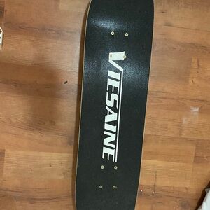 Vtesaine Black Skateboard Deck